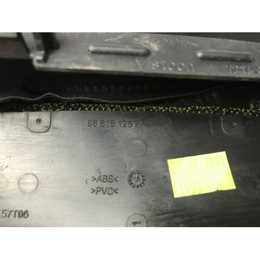 Накладка панели приборов Citroen Berlingo 2008-2018 9681812877